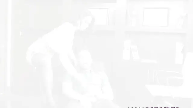 Gorgeous MILF therapist pleasures her client with her tight hole