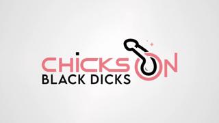 More dick🌭 for Mimi Moore, bigger is better!