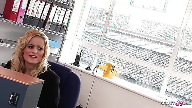 Three-way intense sex session with two experienced women and their large breasts